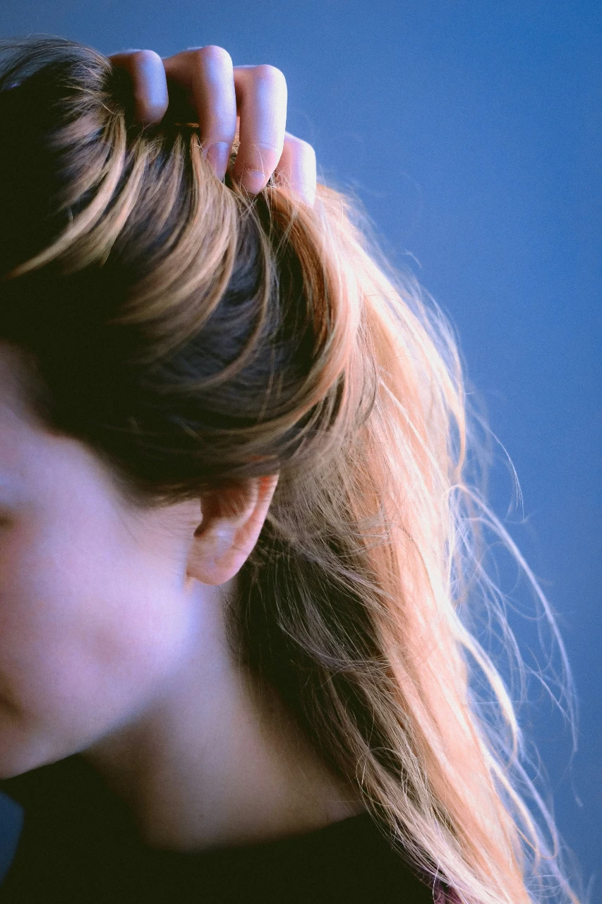 « Les bienfaits du massage du cuir chevelu pour votre bien-être »