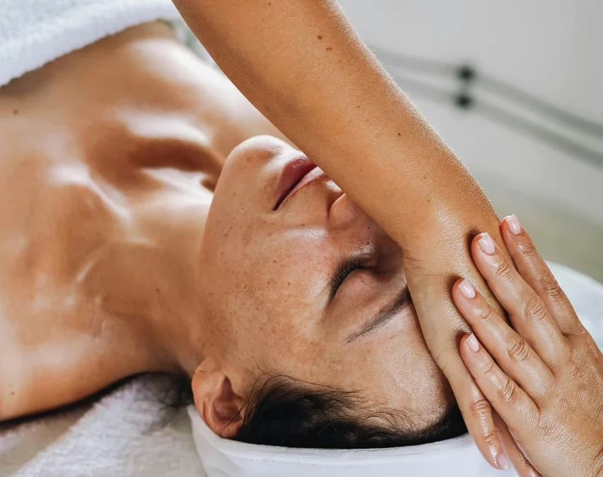 bienfaits des massages crânio-faciaux